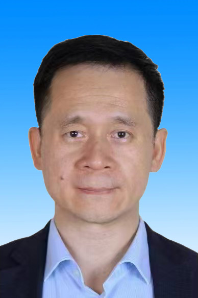 郑磊.jpg